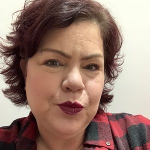 Meet your Posher, Suzanne